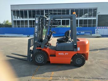 Qarshi muvozanatli teleskopik mast dizel forklift 2,5 tonna yuk ko'taruvchi